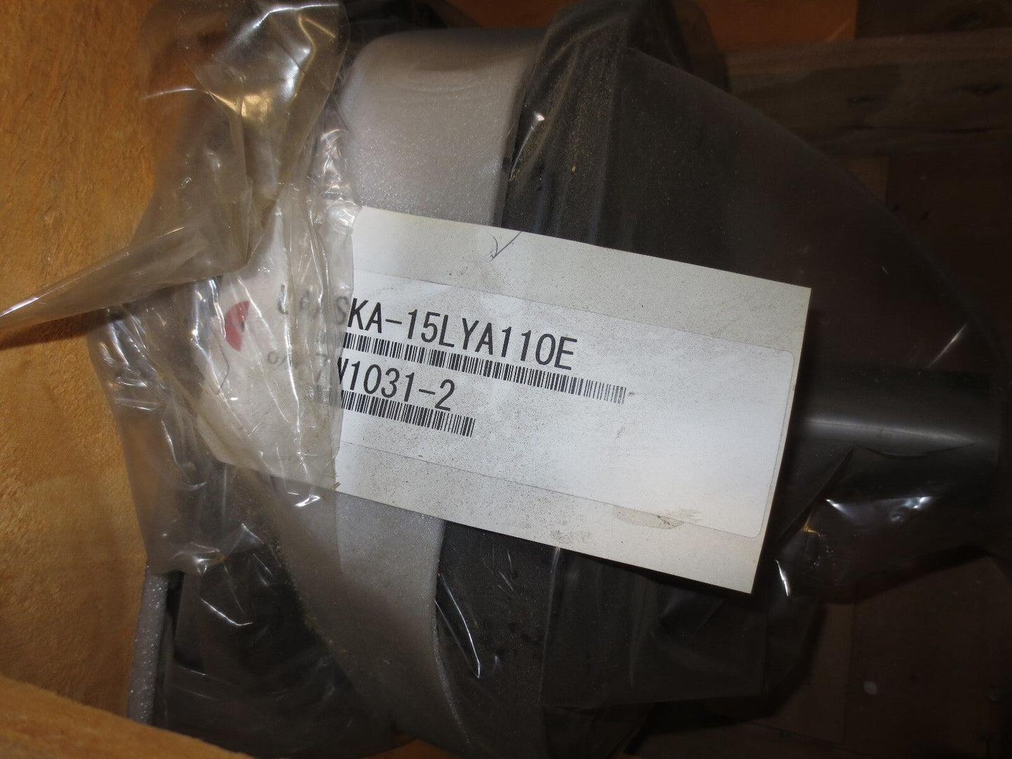 YASKAWA UAASKA-15LYA110E AC SPINDLE SERVO MOTOR, M5, 15.0KW, 400V - NEW in CRATE