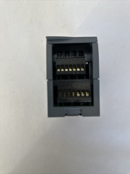 SIEMENS 6ES7 232-4HD30-0XB0 SIMATIC S7-1200 ANALOG OUTPUT MODULE SUPPLY 24VDC