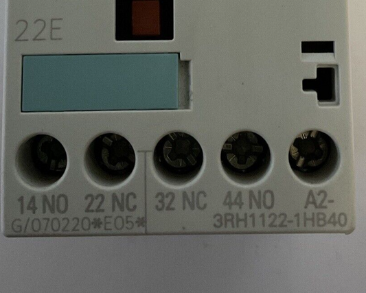SIEMENS 3RH1122-1HB40 CONTACTOR 17-30VDC 10A 600VAC