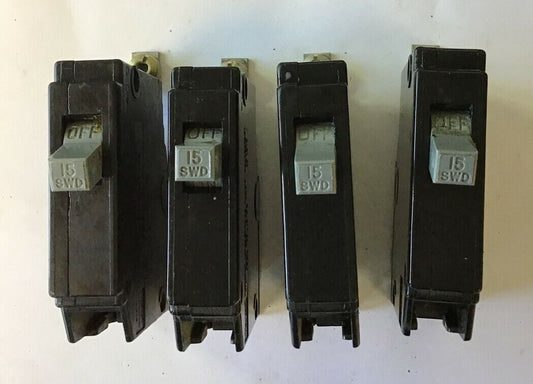 CUTLER HAMMER CHB115 CIRCUIT BREAKER 15A 120/240VAC CL CTL BOLT ON ***LOTOF4***