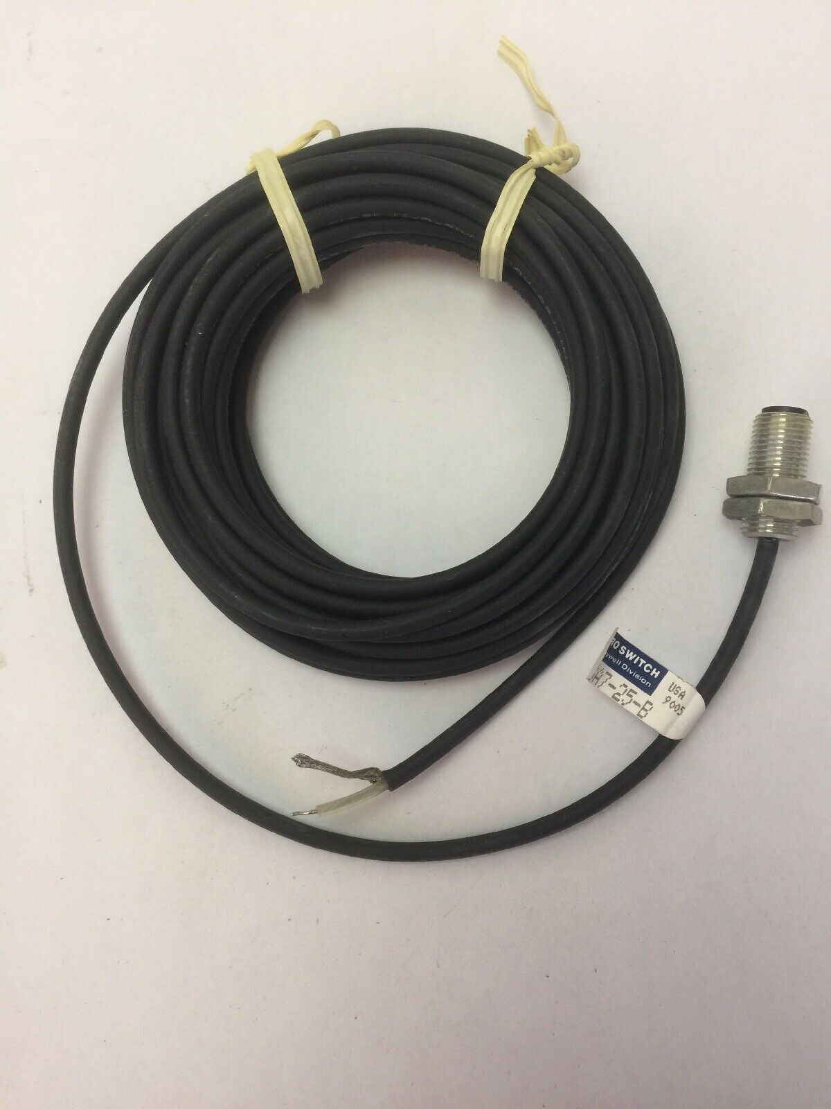 MICRO SWITCH A HONEYWELL DIVISION FMSA7-25-B 9005