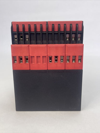 TELEMECANIQUE XPSAMF5142 RELAY 24V