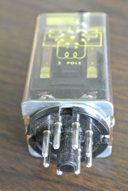 SQUARE D 8501 KP12 GENERAL PURPOSE RELAY 2PDT, 240V, 50/60Hz - NEW SURPLUS