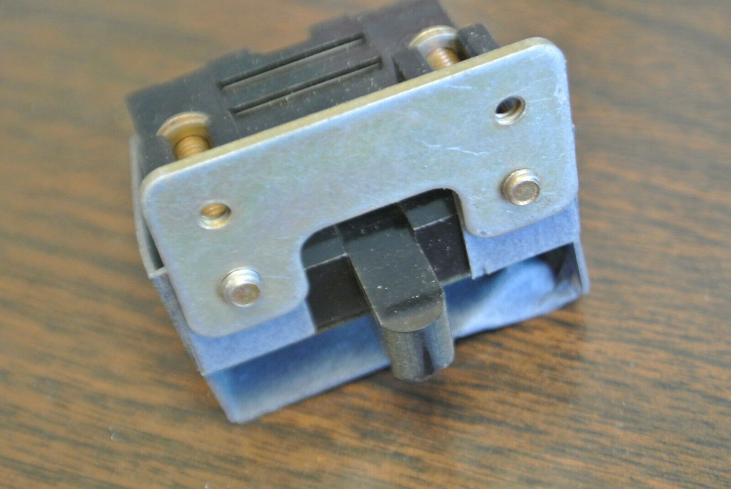 ALLEN-BRADLEY 1495-N5 AUXILIARY CONTACT KIT / 1 NO, 1 NC / NEW SURPLUS