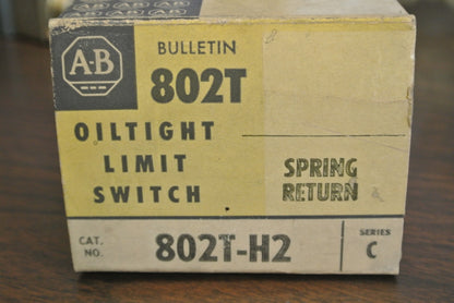 ALLEN-BRADLEY 802T-H2 / OILTIGHT LIMIT SWITCH / SPRING RETURN / NEW SURPLUS