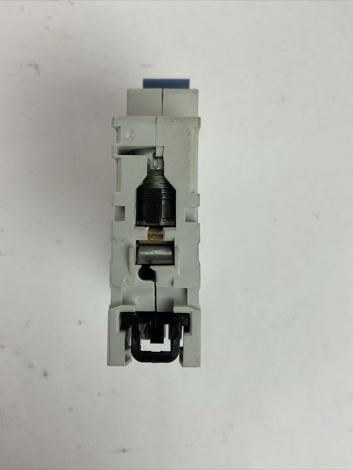 ALLEN BRADLEY 1492-SPM1D300 CIRCUIT BREAKER SER D 30A 277VAC 48VDC 1POLE