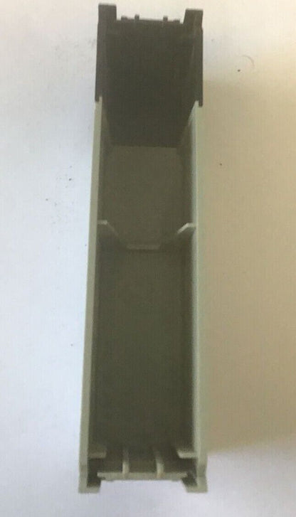 ALLEN BRADLEY PC+ABS BLANK CARD SLOT FILTER****LOTOF4****