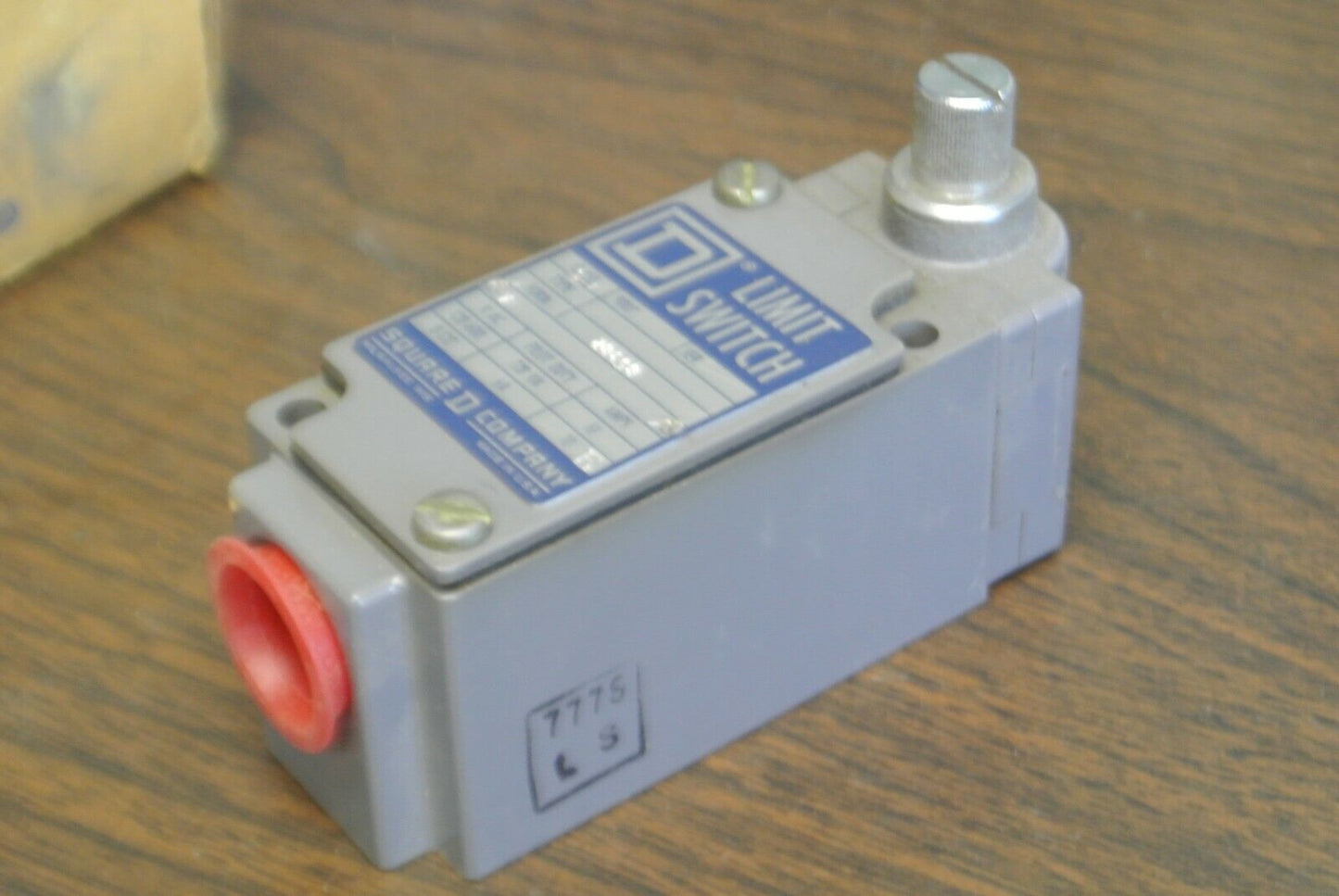 SQUARE D 9007 B53B2 Ser. A / SMALL PRECISION LIMIT SWITCH / NEW SURPLUS in BOX