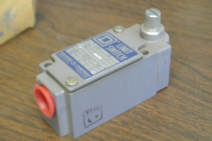 SQUARE D 9007 B53B2 Ser. A / SMALL PRECISION LIMIT SWITCH / NEW SURPLUS in BOX