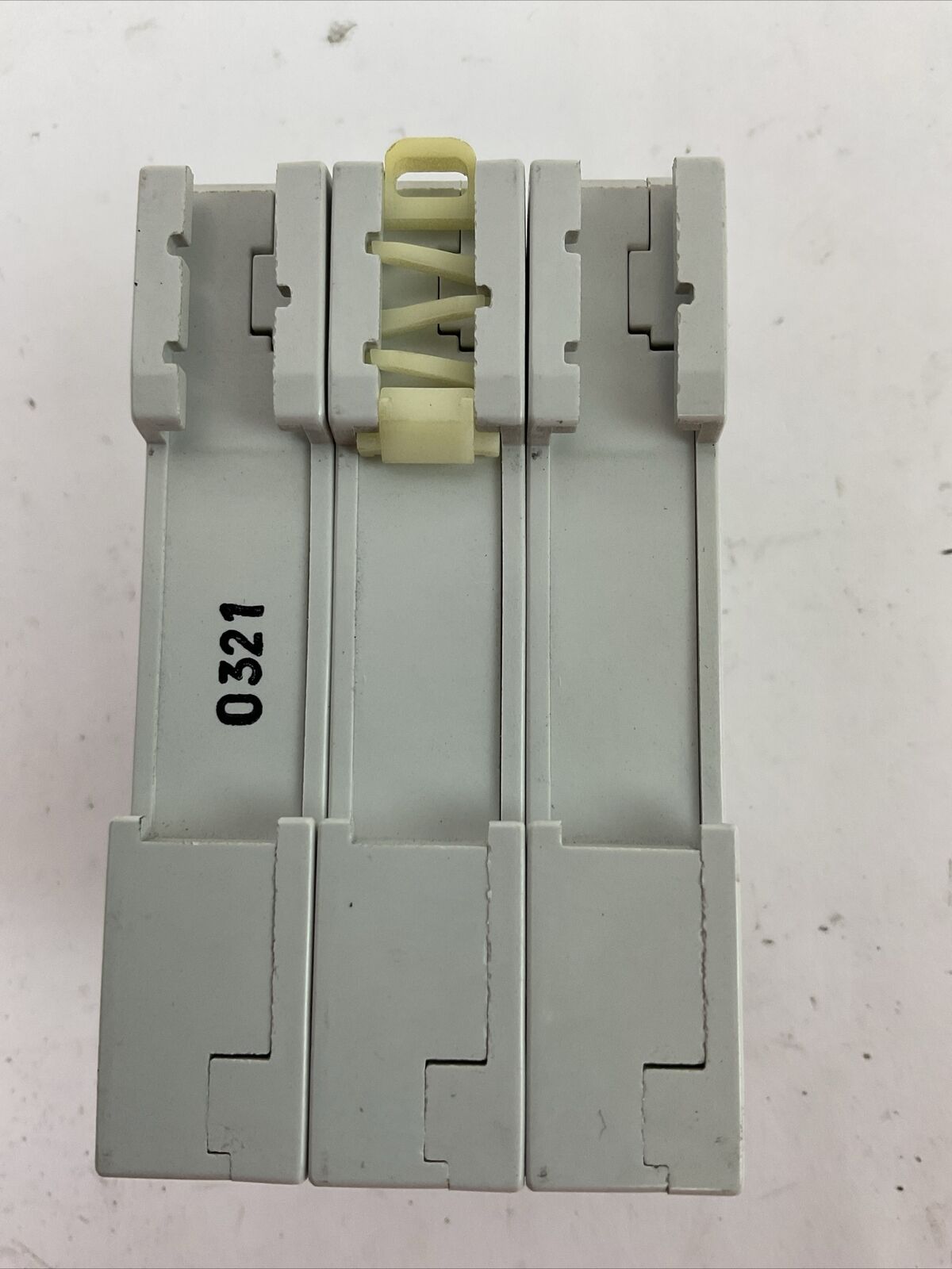 ALLEN BRADLEY 1492-CB3G100 MANUAL MOTOR CONTROLLER 10A 5HP 3PH 480Y/277VAC 3POLE