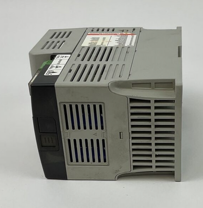 ALLEN BRADLEY 22D-D2P3N104 POWERFLEX 40P 3PHASE 3.2A FRN:2.01  SER.A 1HP