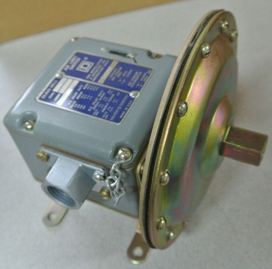 SQUARE D 9012 AKW-1 - AIR LIMIT SWITCH -  NEW SURPLUS