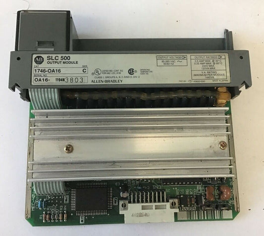ALLEN BRADLEY 1746-OA16 OUTPUT MODULE 265VAC 50/60HZ SER.C
