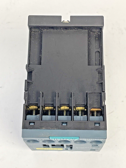 SIEMENS - 3RT2016-1FB42 -AUXILIARY CONTACT-AC-3e/AC-3,9 A,4 kW/400 V, 3-p, 24VDC