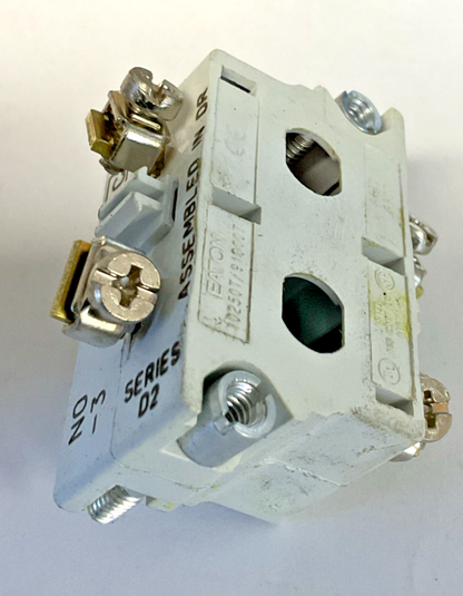 EATON 10250T1 CONTACT BLOCK SER.D2  ***LOTOF5***
