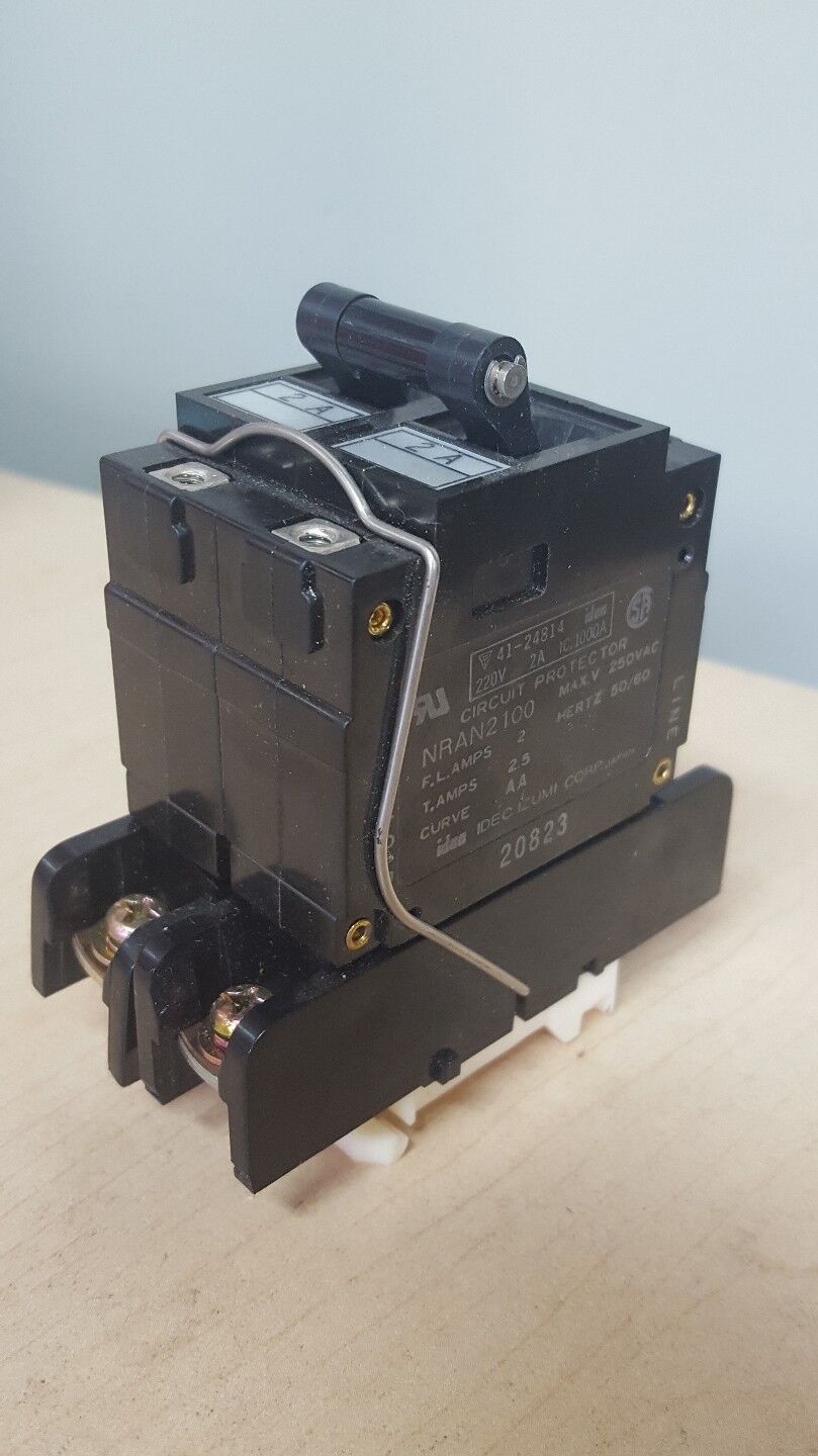 IDEC IZUMI CIRCUIT PROTECTOR BREAKER , NRAN-2100 2A AA