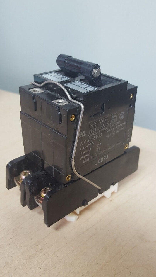 IDEC IZUMI CIRCUIT PROTECTOR BREAKER , NRAN-2100 2A AA