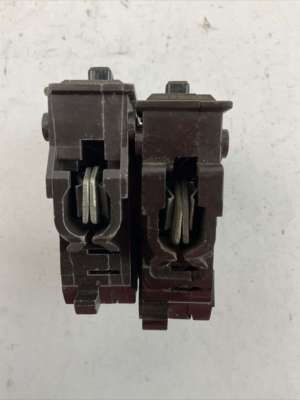 WADSWORTH A115 1POLE CIRCUIT BREAKER 15AMP 120/240VAC (LOT OF 2)