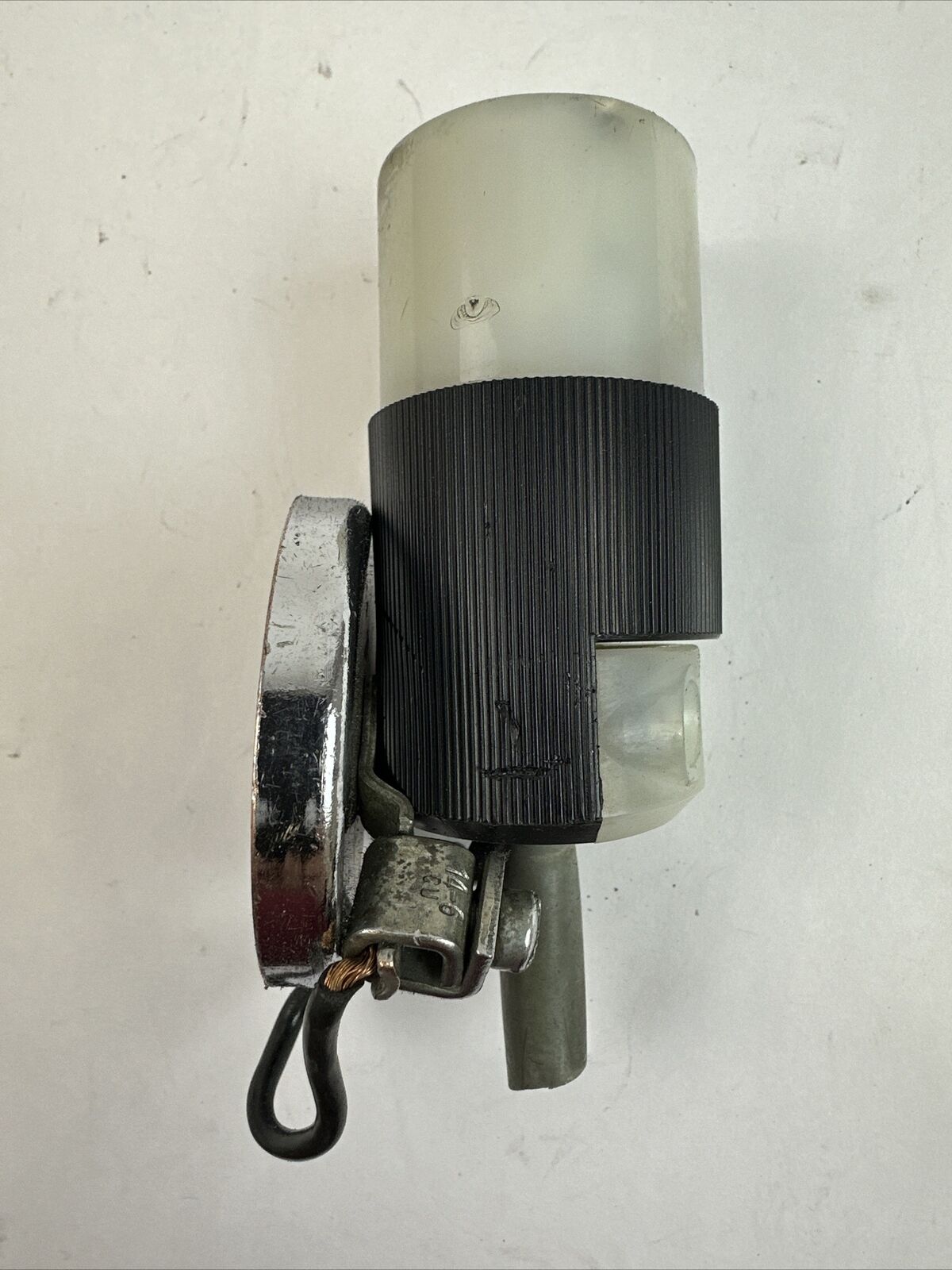 HUBBELL HBL5269C INSULGRIP RECEPTACLE CONNECTOR 125V 15A