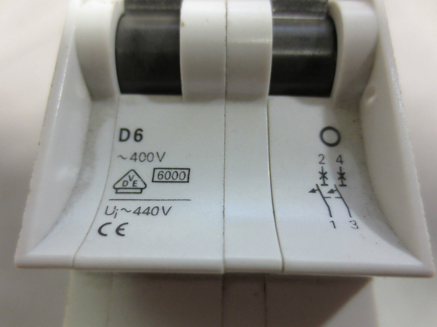 SIEMENS 5SX22 D6 CIRCUIT BREAKER 2-POLE 400VAC - 5SX2