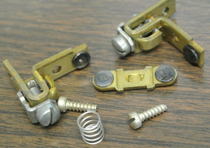 GENERAL ELECTRIC CR55-152313G6 CONTACTS SET / 1 POLE / NEW SURPLUS / 55-152313G6