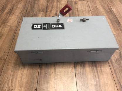GE THN2261MDC MOD 7 NON FUSIBLE SAFETY SWITCH 30A 250/600VDC 3P 15HP TYPE 1,12