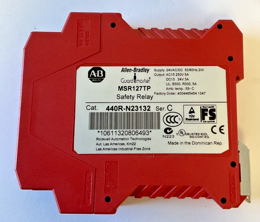 ALLEN BRADLEY 440R-N23132 SAFETY RELAY 24VAC/DC SER. C 50/60HZ 2W