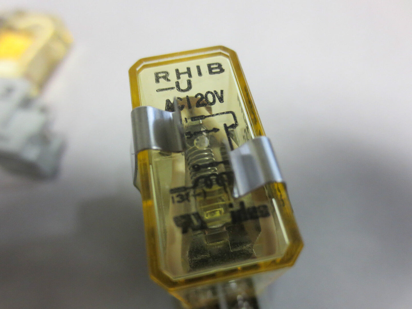 IDEC RH1B RELAY 10A, 120V and SH1B-05 RELAY BASE 10A 300V