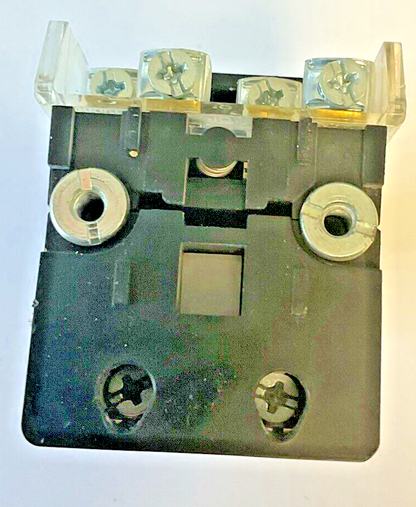ALLEN BRADLEY 800T-QBH2G RED LED PUSH BUTTON SER.U 130VAC W/800TC-N374 SER.A MOD