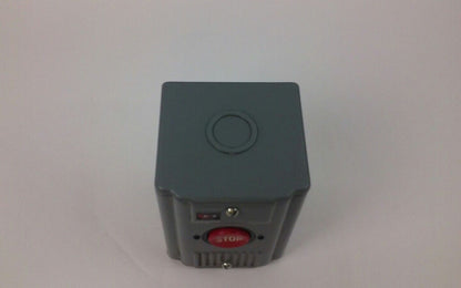 CUTLER HAMMER PUSH BUTTON "STOP" 10250H1001