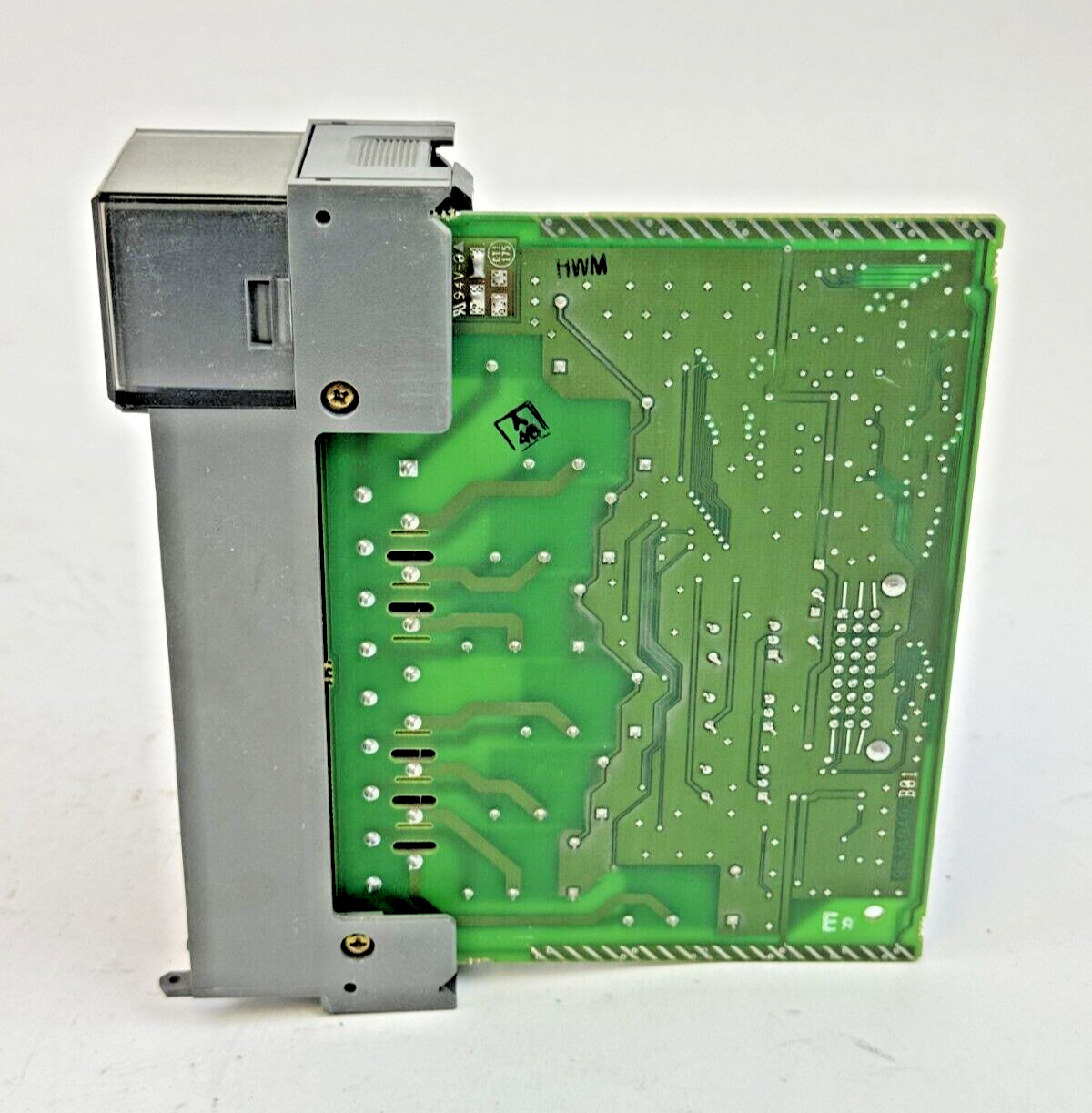 ALLEN-BRADLEY - 1746-OX8 SER A - SLC OUTPUT MODULE - 1746-0X8 **NO DOOR