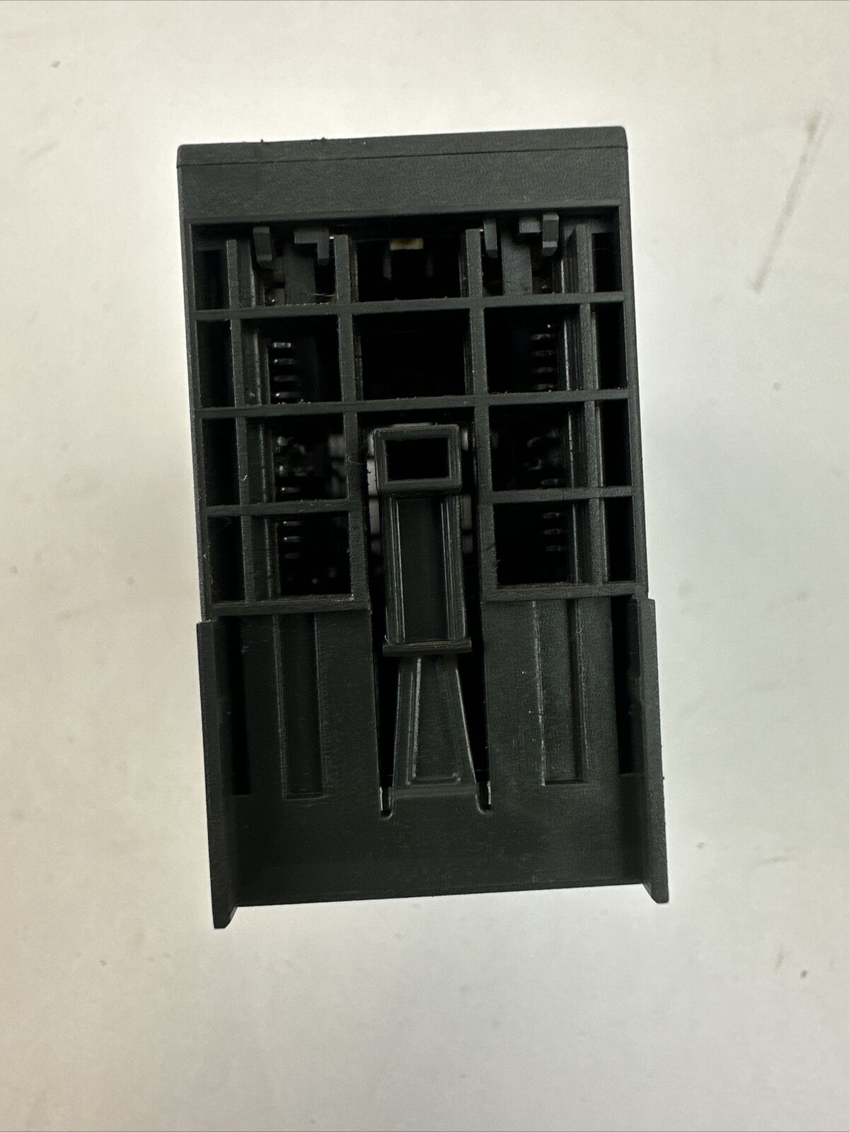 SIEMENS 1P 6ES7 138-4FB03-0AB0 SIMATIC S7 PROFIsafe 4 F-D0 DC24V / 2A MODULE