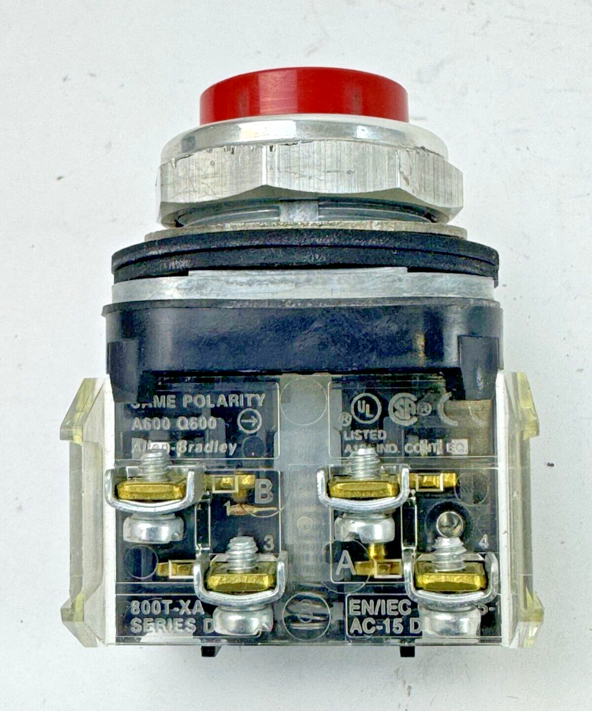 ALLEN-BRADLEY - 800T-B SER. T TYPE 4, 13 - RED PUSH BUTTON W/ 800T-XA SER. D