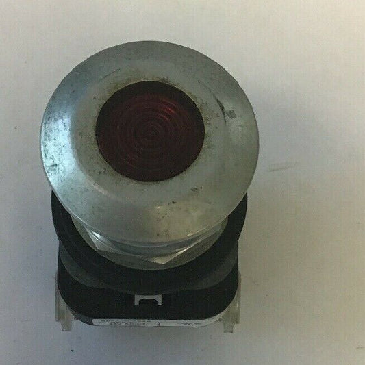 ALLEN BRADLEY 800T-QM24A RED SER T PUSH BUTTON  24VAC/VDC