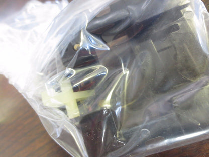 ALLEN-BRADLEY Z-21133 COIL COVER for SIZE 1 & 2 CONTACTORS Series K  NEW SURPLUS