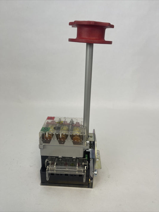 ALLEN BRADLEY 194RF-NJ030* DISCONNECT SWITCH FUSIBLE LPJ-15SP FUSES 15AMP