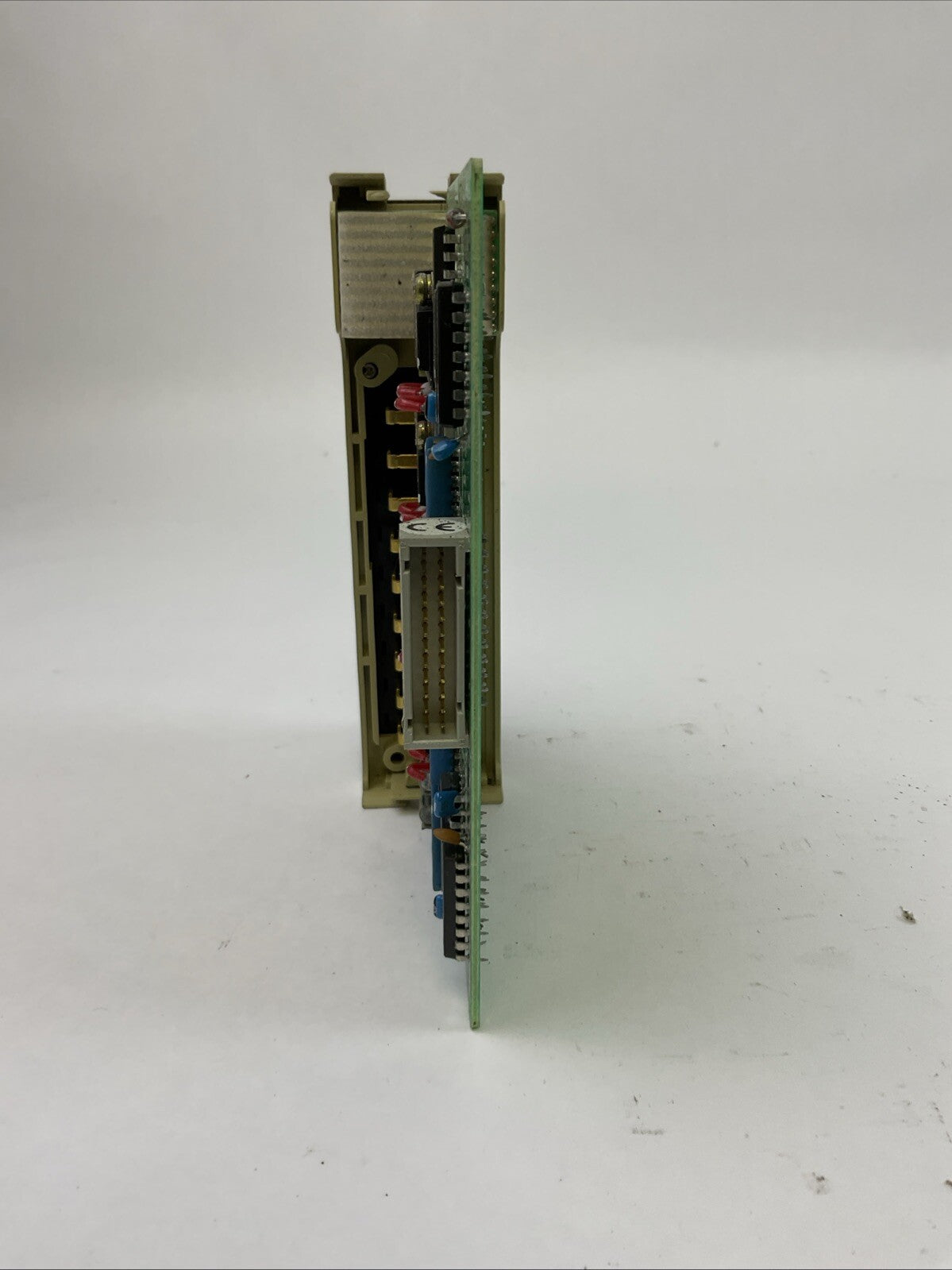 HITACHI POM-TP OUTPUT MODULE 33017816-5 (MISSING LOCKING TABS)