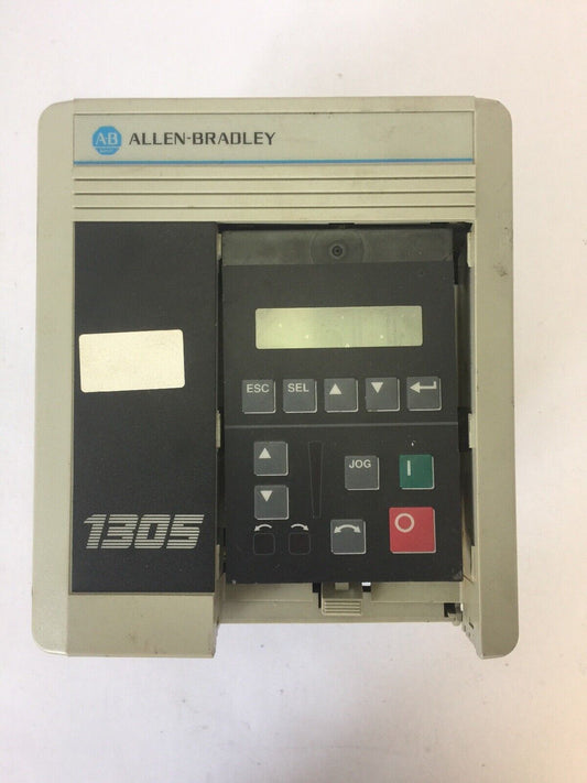 ALLEN BRADLEY 1305-BA06A AC DRIVE INPUT 380-460V 5.8A OUTPUT 380-460V 6.0A 3 HP