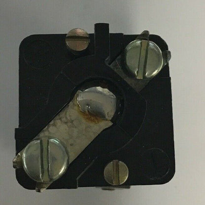GE CR103C2102 SQUARE INDICATING LIGHT CLEAR LENS 125VAC/DC