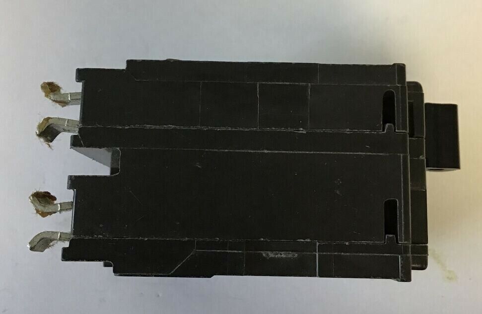 SQUARE D QO220H CIRCUIT BREAKER 20A 240VAC 50/60HZ 2POLE