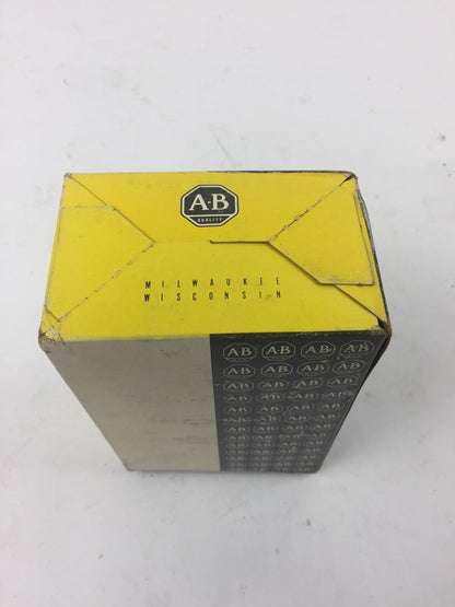 ALLEN BRADLEY 700-PSBA1 SOLID STATE TIMING RELAY TYPE PS 120V 60HZ 110V 50HZ
