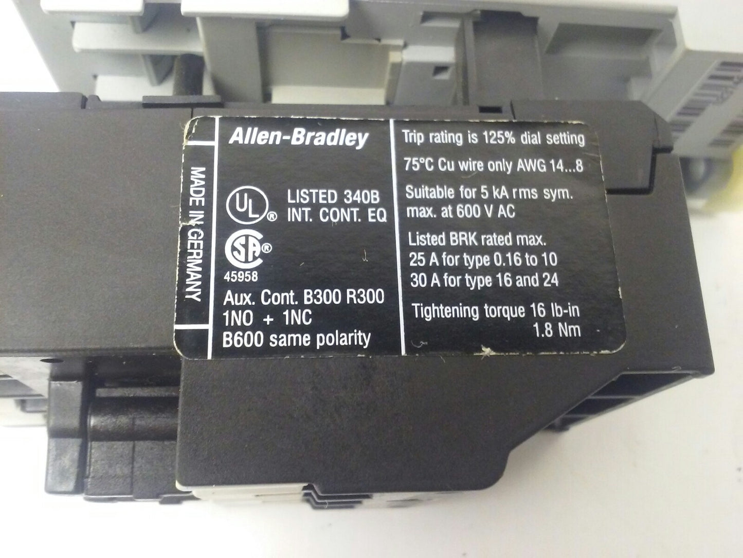 ALLEN BRADLEY 100-C09D*10 SER. A,CONTACTOR,3PH,600V,25A,24VDC COIL ,W/ 193-TAA60