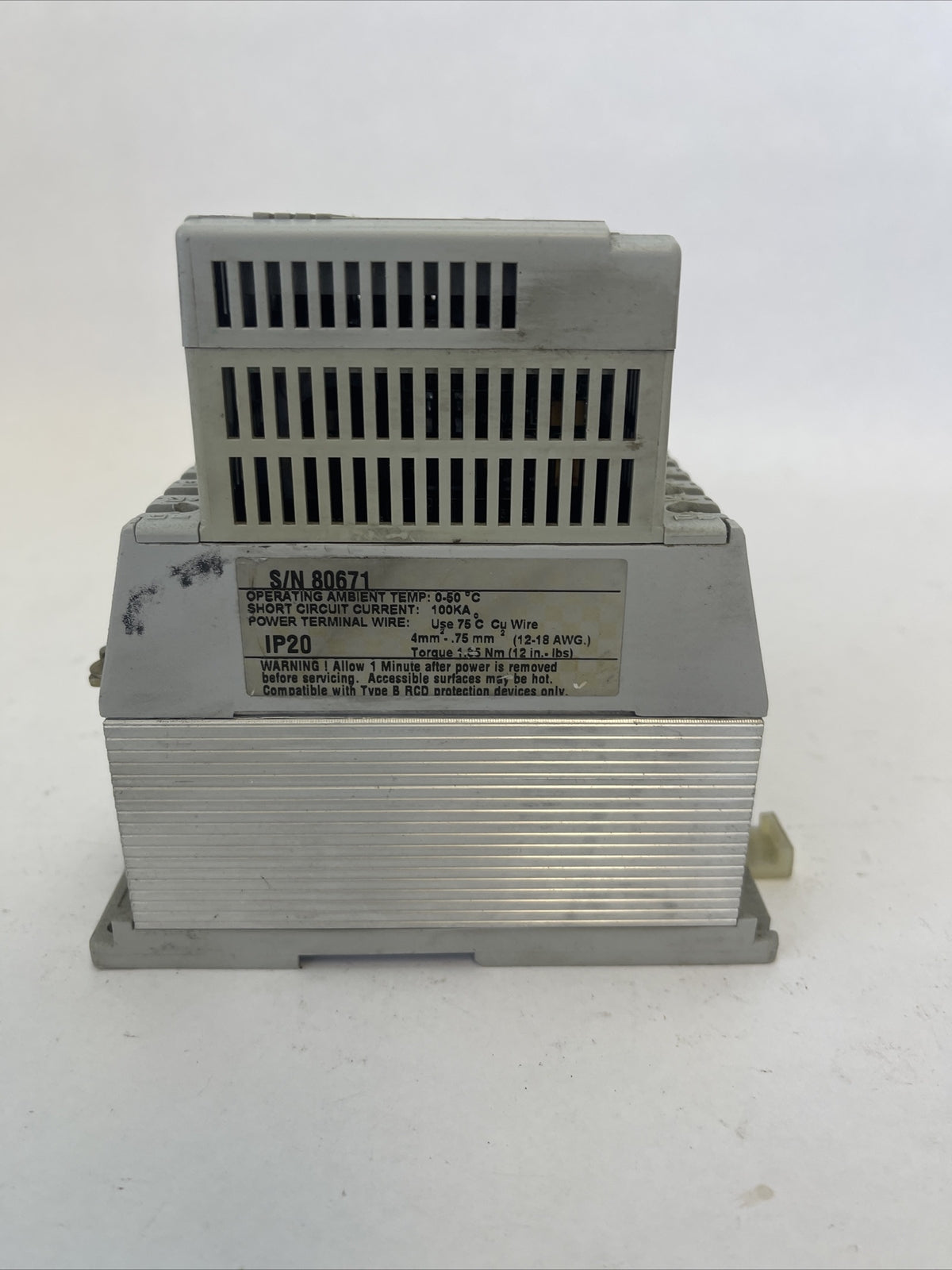 ALLEN BRADLEY 160-BA02NPS1 SER B FRN 5.01 SPEED CONTROLLER OUTPUT 380-460V 1.7A