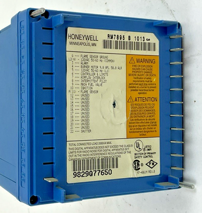 HONEYWELL RM7895B1013 BURNER CONTROL REV.B 120VAC 50/60HZ 9.8AFL 58.8ALR