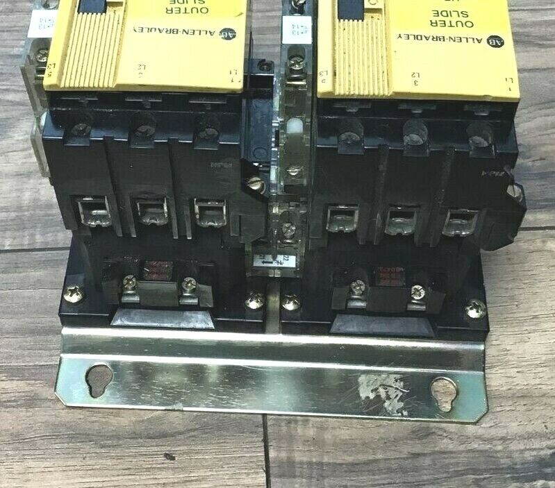 ALLEN BRADLEY 104-A60ND3 REVERSING CONTACTOR SER.C 60A 660V GD473 COIL 120V