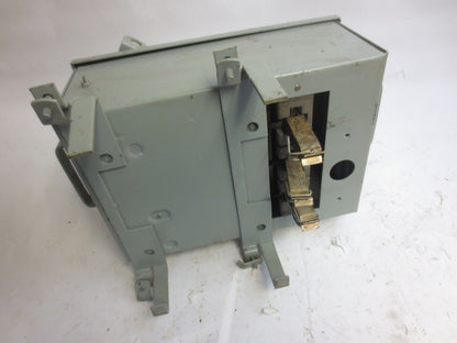 WESTINGHOUSE TAP321U BUS PLUG / SAFETY SWITCH - 250V, 30A, 3-POLE