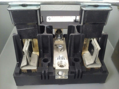 SIEMENS JN324 FUSIBLE SAFETY SWITCH 2P, 1PH, 200A, 240V, 15HP, TYPE 1 INDOOR