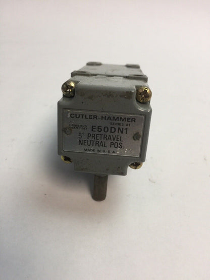 CUTLER HAMMER E50SA LIMIT SWITCH SER A2 E50DR1 OPERATING HEAD E50RAP5 RECEPTACLE