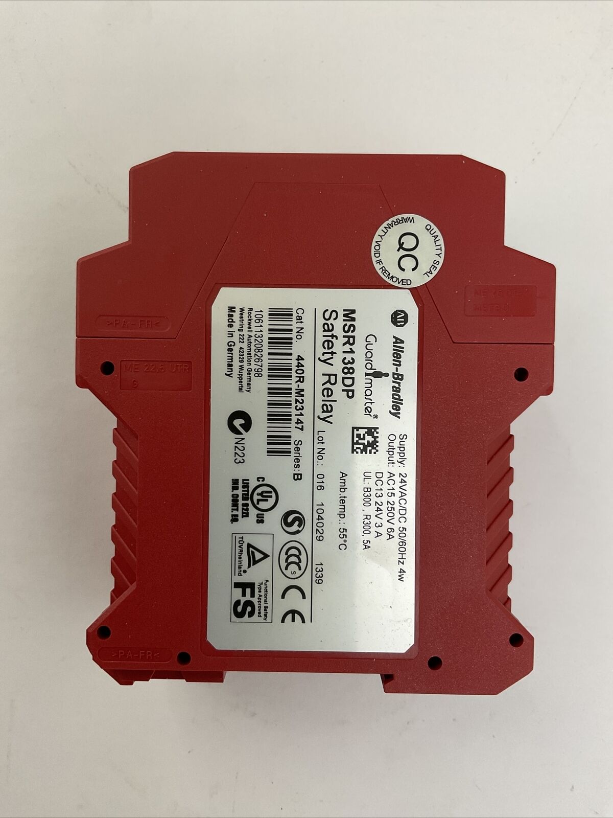 ALLEN BRADLEY 440R-M23147 SER B MSR138DP SAFETY RELAY OUTPUT AC15 250V DC13 24V