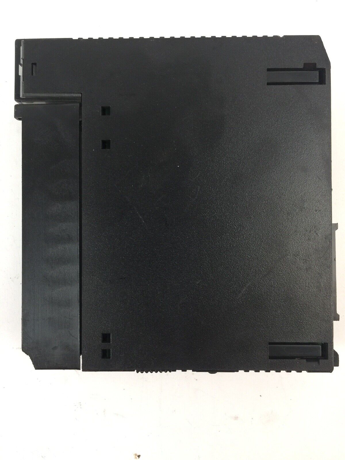 GE FANUC IC693MDL740H OUTPUT MODULE 12/24VDC 0.5A 16PT POS